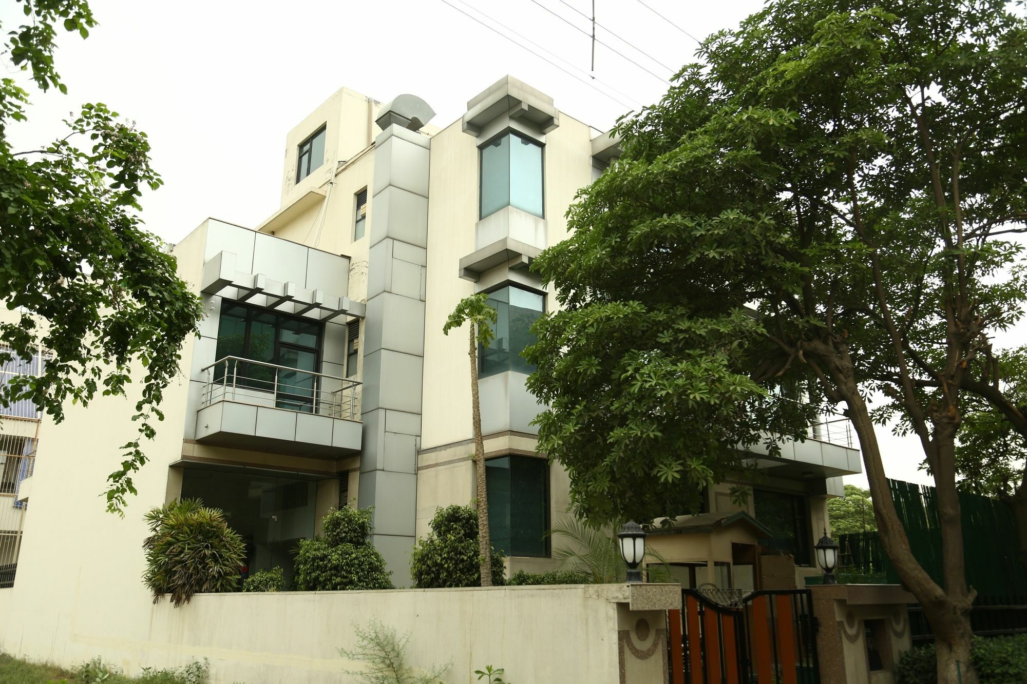 Imperial Apartments Huda City Γκουργκάον Εξωτερικό φωτογραφία